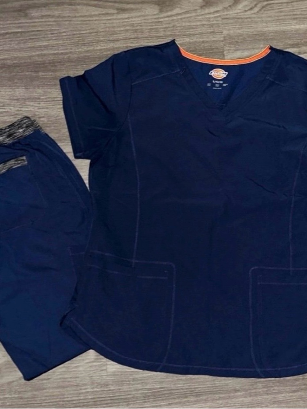 Dickies Top and Bottom Scrub Set